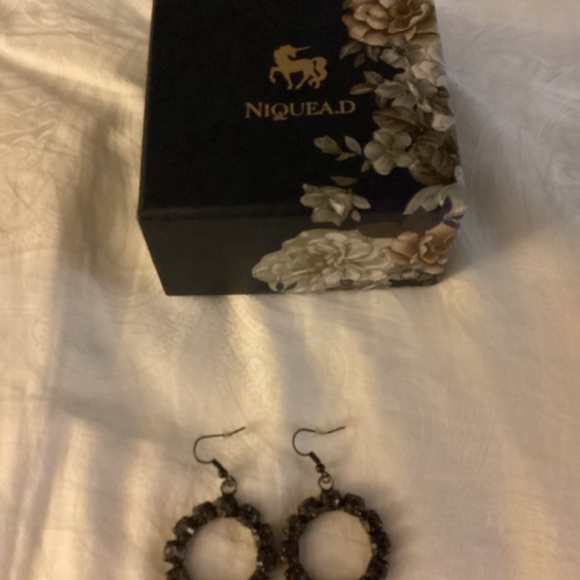 Beautiful Niquea.d Earrings - Picture 2 of 4